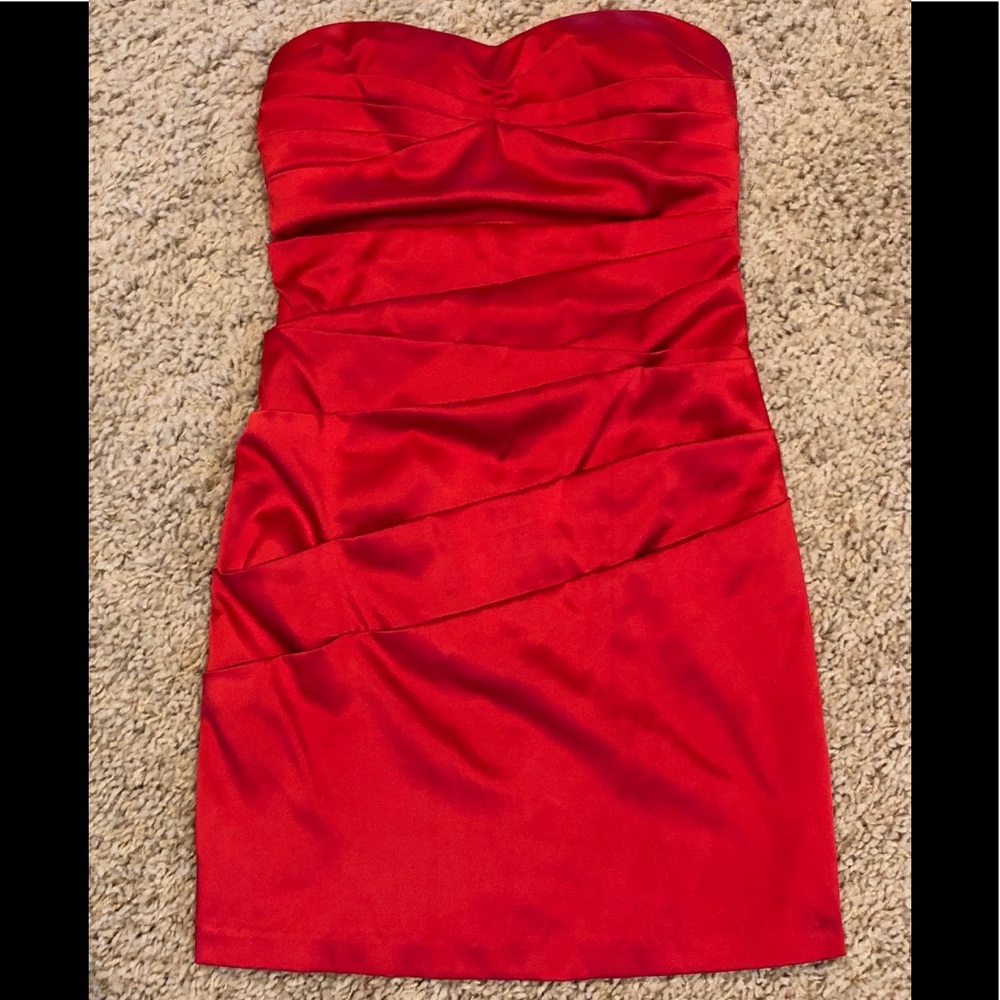 Red Strapless Cocktail Ruched Dress